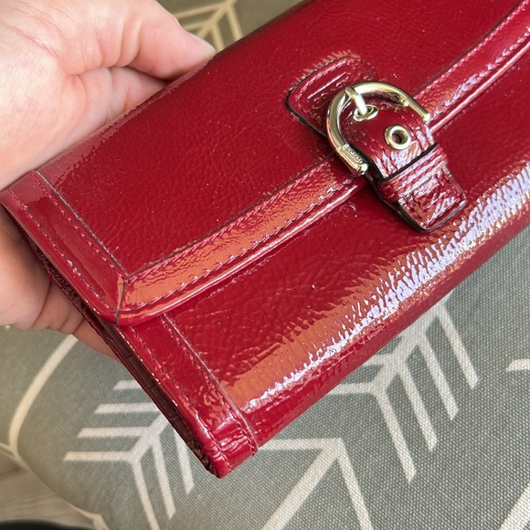 Coach Red Wallet - Picture 6 of 16